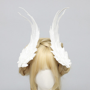 Gothic Angel Devil Wing accessorio per capelli pinzetta per capelli in bianco e nero Costume oggetti di scena - Product Image 1
