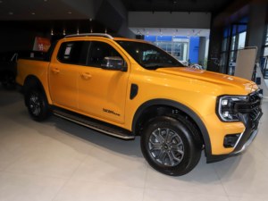 <span class=keywords><strong>Ford</strong></span> <span class=keywords><strong>Ranger</strong></span> <span class=keywords><strong>2023</strong></span> Wildtrak, Versión Automática 4x4, Diésel, Turboalimentado, Equipado con Techo Solar Panorámico, Rines R18 - Product Image 3