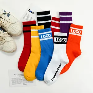 Calcetines de algodón peinado con logo personalizado para mujer, medias deportivas de tubo color liso