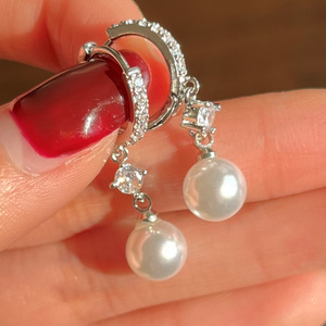 Pendientes de Perlas para Mujer, Joyería de Moda con Piedras Brillantes - Product Image 2