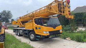 Grúa Móvil QY25K5D de 25 Toneladas, Sistema Hidráulico Confiable, Ideal para Proyectos Urbanos y en Terrenos Accidentados - Product Image 4