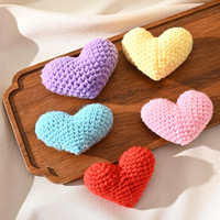 Cœur en laine tricoté à la main 3D rembourré 6x7cm pour la Saint-Valentin, accessoire de décoration DIY pour mariage