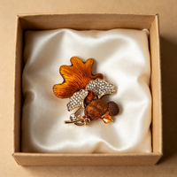 Bros Daun Ginkgo Bordir Miao Buatan Tangan Etnis Oriental, Bros Berlapis Amber Enamel dengan Inlay Kristal Zirkon