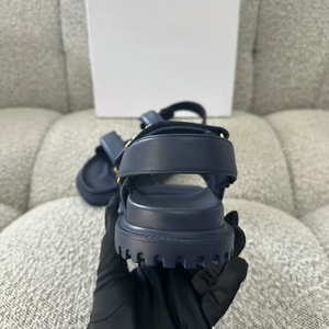 Sandalias de Lujo para Mujer, Estilo Veraniego, Plataforma de Cuero EVA, Zapatos Casuales Negros con Suela Plana, Sandalias Deportivas Casuales - Product Image 3