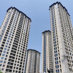 Construcción Rápida de Viviendas Prefabricadas Modernas con Estructura de Acero Resistente para Salas de Exhibición Inmobiliarias - Product Image 3