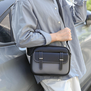 Sac bandoulière messager imprimé en cuir PU de <span class=keywords><strong>luxe</strong></span> imperméable, personnalisé, pour <span class=keywords><strong>homme</strong></span>, idéal pour le voyage, vente en gros - Product Image 4