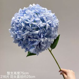 Flor de Hortensia de Seda Extra Grande Secret Garden, 216 Pétalos, Hecha a Mano, Rama Individual, Decoración para Bodas - Product Image 4
