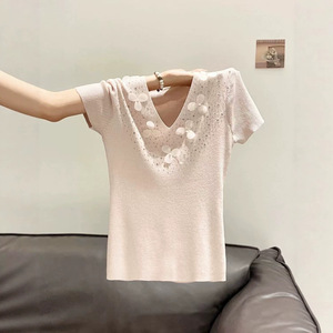 เสื้อถักคอวีแขนสั้นสำหรับผู้หญิง ทรงเข้ารูป ประดับด้วยดอกไม้ประดับเพชร นุ่มสบายสำหรับฤดูร้อน - Product Image 3