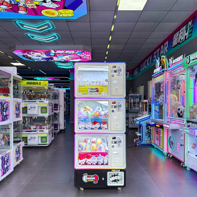 Factory Price Three Player Coin-Operated Arcade Game Console Commercial Capsule Machine for Amusement Game Center English 220V