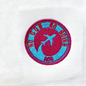 Machine à broder à 24 têtes et 10 aiguilles à tête ronde, haute précision avec dispositif de cordage pour badges et écussons - Product Image 6