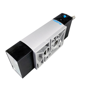 Válvula solenoide neumática de dos posiciones y cinco vías FESTO VSNC-F-B52-D-G14-F8 577258 para equipos de control neumático industrial - Product Image 4