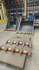 Cucharón para Roca <span class=keywords><strong>Hitachi</strong></span> 330 de 1.8 Metros Cúbicos: un Cucharón de Excavadora de Alta Calidad para Maquinaria Pesada e Ingeniería de Construcción. - Product Image 4