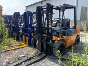 TOYOTA 7F30 Used Diesel Forklift 3 Ton 1520mm Fork 3m 4.5m - Product Image 3