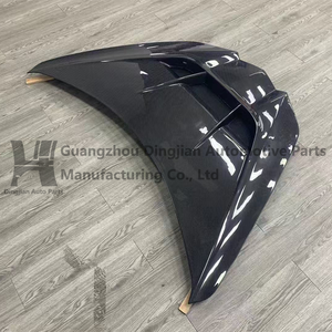 La <span class=keywords><strong>Corvette</strong></span> C8 met à niveau le capot moteur en fibre de carbone. - Product Image 4