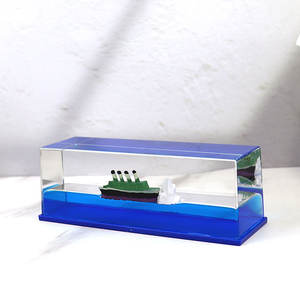 Peso de Papel Acrílico con Agua, Decoración de Barco Pirata con Olas Líquidas, Barco Insumergible, Fluido Decorativo para Escritorio, Regalos de Cumpleaños - Product Image 3