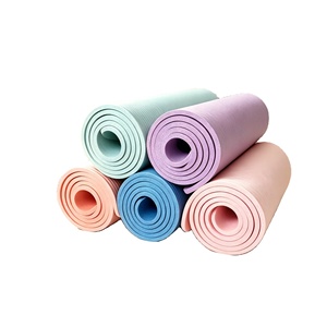 Tapete de Yoga Ecológico Premium de NBR - 13mm de Grosor, Plegable, con Bolsa y Logotipo Personalizado - Product Image 1