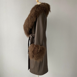 Cappotto <span class=keywords><strong>in</strong></span> Vera <span class=keywords><strong>Pelle</strong></span> di Pecora con Collo <span class=keywords><strong>in</strong></span> Pelliccia Naturale di Agnello Mongolo, Giacca di Lusso per <span class=keywords><strong>Donna</strong></span> - Product Image 4