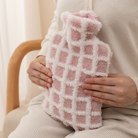 Lesheros Bouillotte en PVC écologique, souple et sécuritaire, multi-capacités, avec logo personnalisé, chauffe-mains et housses