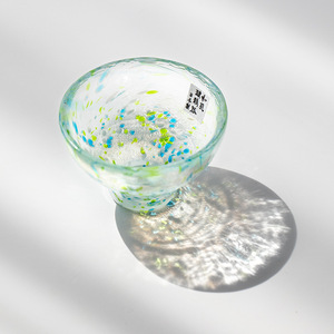 Tasse à thé ou à vin en <span class=keywords><strong>verre</strong></span> bleu clair <span class=keywords><strong>Toyo</strong></span> Sasaki Spring Song importée du Japon, style japonais simple, 1-100 ml - Product Image 3
