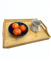 Plateau alimentaire multifonctionnel en bambou sur mesure avec pieds pliants, plateau de lit avec finition laquée pour la cuisine, le salon, les fruits, les boissons et les outils