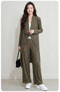 เสื้อคลุมคาร์ดิแกนสไตล์เกาหลีแบบลำลอง จีบยาว ลายข้าวหลามตัด สำหรับผู้หญิง ดีไซน์หรูหรา ทรงหลวม เป็นมิตรกับสิ่งแวดล้อม ผ้าไม่ยับ เหมาะสำหรับขายในตลาดนัด - Product Image 3