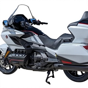 Motocyclettes Gold Wing DCT 1800 d'occasion à vendre - Product Image 1