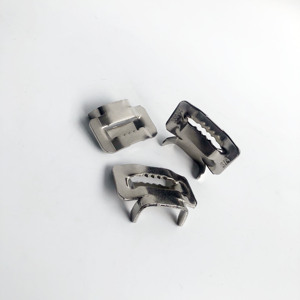 CE認証取得済みステンレス製イヤーロック式バンドバックル 16x1.5mm - Product Image 2