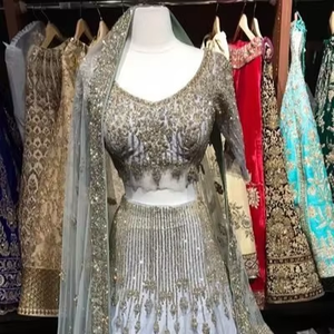 ATIYA LIBAS indien/pakistanais mariée Lehenga Choli avec broderie lourde Zardozi Acétate matériel Trail pour mariage - Product Image 5