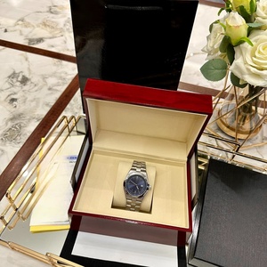 Reloj Vacherons Moderno y Elegante con Movimiento Mecánico Automático, Marcadores de Hora Luminosos, Cristal de Zafiro y Acero Inoxidable - Product Image 1