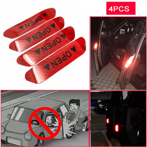สติกเกอร์เตือนประตูรถยนต์ 4 ชิ้น สะท้อนแสงเพื่อความปลอดภัย ป้องกันการชน พร้อมไฟแสดงสถานะเปิด-ปิด สำหรับการมองเห็นในเวลากลางคืน - Product Image 1