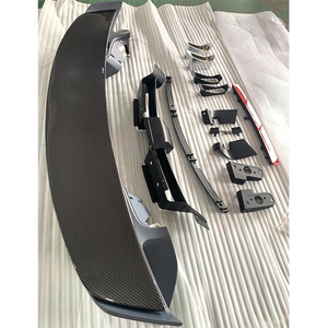 Kit de modification du panneau décoratif arrière 2019-2025, aspect sportif en fibre de carbone pour 911 992 TurboS - Product Image 6