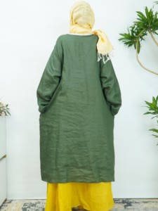 Completo da donna musulmana in lino <span class=keywords><strong>due</strong></span> pezzi per clima caldo, <span class=keywords><strong>tuniche</strong></span> verdi e gonna gialla, OEM&ODM - Vendita calda - Product Image 5