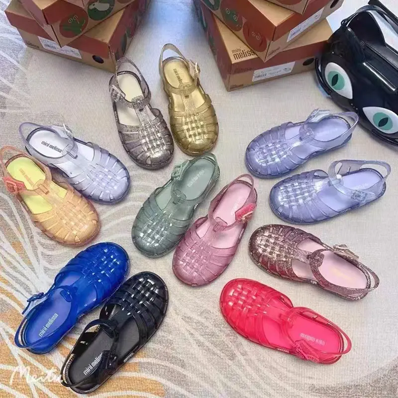 2023 New children Roman Sandals Soft Flat Cutout Design Fashion Jelly Shoes Beach Shoes For Kids