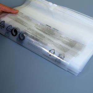 Bolsas de Embalaje de Ropa con Cierre Ziplock de PE al por Mayor de China, con Grabado, Reciclables, Impresión Personalizada y Advertencias - Product Image 3