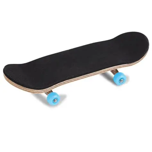Fingerboard en bois personnalisé de haute qualité avec diverses graphiques, mini skateboard complet, ensembles de fingerboards - Product Image 2