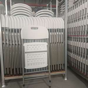 كراسي قابلة للطي من البولي إيثيلين عالي الكثافة للاستخدام التجاري، قابلة للتكديس ومحمولة، مناسبة للفعاليات والأعراس وحفلات الأجرة الداخلية والخارجية - Product Image 3