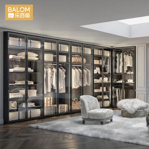 Armoire moderne de luxe BALOM avec porte en verre, cadre en aluminium, <span class=keywords><strong>dressing</strong></span> intégré avec éclairage LED pour chambre principale de villa - Product Image 1
