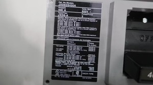 Disjoncteur PLC JXD63S400A JXD6 400A 600V 3P - Product Image 2