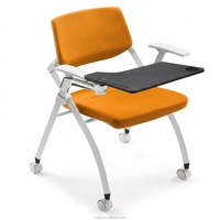 Chaise de formation moderne à prix direct usine, avec accoudoirs réglables, tablette d'écriture, roulettes, dossier ergonomique et coussin pliable, idéale pour les salles de classe