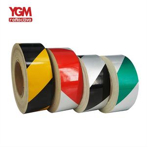 ورق عاكس عالي الكثافة بنمط مزدوج اللون أصفر وأسود للتحذير وسلامة المرور - Product Image 3