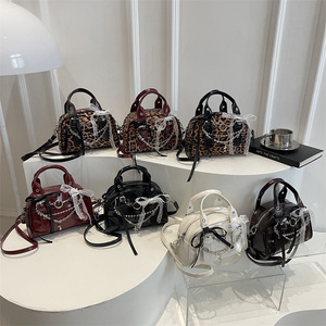 Nouvelle tendance de la mode, sac à main carré petit et élégant, multicolores, rétro, style fille branchée, sac bandoulière avec nœud en dentelle - Product Image 1