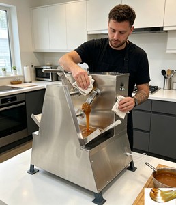 Machine à bonbons électriques - Acier inoxydable, portable, haute productivité, capacité de 50 kg/h <span class=keywords><strong>pour</strong></span> la cuisson et <span class=keywords><strong>l</strong></span>'utilisation du sucre - Product Image 4
