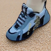 Nouvelles baskets décontractées pour femmes à semelle épaisse, style marche, collection 2025