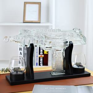 2023 chaud créatif fait à la main verre whisky carafes <span class=keywords><strong>Ak47</strong></span> pistolet forme verre <span class=keywords><strong>bouteille</strong></span> de vin whisky carafe ensemble - Product Image 3