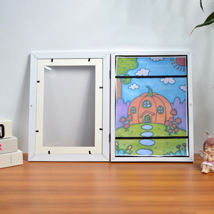 Cadre <span class=keywords><strong>en</strong></span> bois à ouverture rabattable pour dessins d'enfants et certificats - Affichage de bureau format A4 avec fermeture magnétique, finition naturelle - Product Image 6