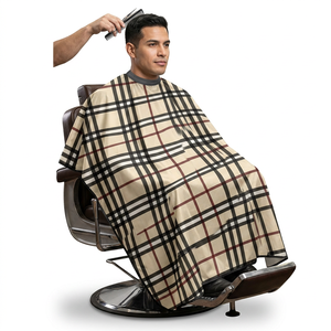 Capa de Barbero Personalizada de Poliéster de Alta Calidad con Patrón a Cuadros, Impermeable, para Salón de Belleza y Peluquería - Product Image 3