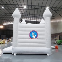 Château de mariage gonflable blanc de cavalier de maison de rebond de PVC pour la partie avec l'affichage de publicité de ventilateur