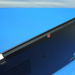 ขายส่งแล็ปท็อป Thinkpad T14s Gen1 สภาพ 95% ใหม่ ซีพียู Core I5 รุ่นที่ 10 แรม 8GB SSD 256GB หน้าจอ 14 นิ้ว สำหรับธุรกิจ พกพาสะดวก ขนาดเล็ก - Product Image 4