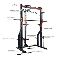 Cage de musculation multifonctionnelle pour la maison avec système de croisement de câbles, rack à squats et machine Smith pour l'entraînement de musculation