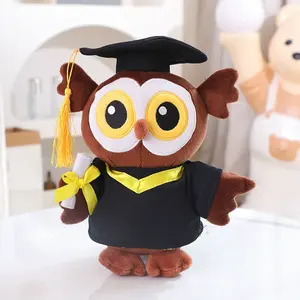 Cadeau souvenir de remise des diplômes hibou en peluche personnalisé avec <span class=keywords><strong>chapeau</strong></span> et <span class=keywords><strong>diplôme</strong></span> - Product Image 6